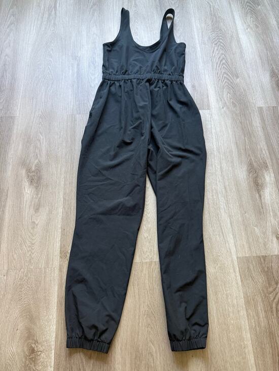 Abercrombie & Fitch Pants - Abrecrombie & Fitch Jumpsuit, Women's size Small, Black